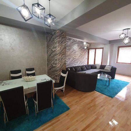 Apartman Nikolaj - Lovely 3 Room Apartment In The Center Of Ohrid Esterno foto